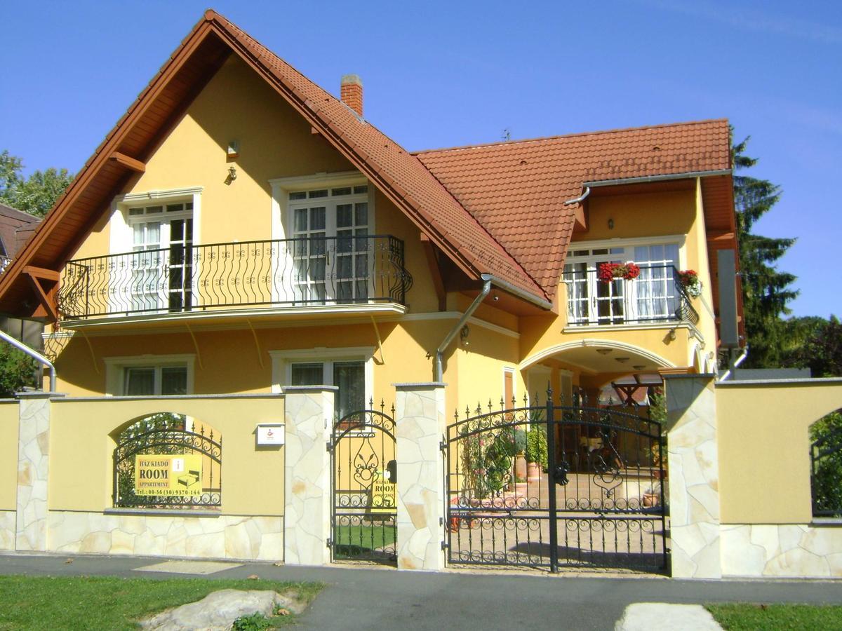 Villa Mikes Siófok Exteriér fotografie