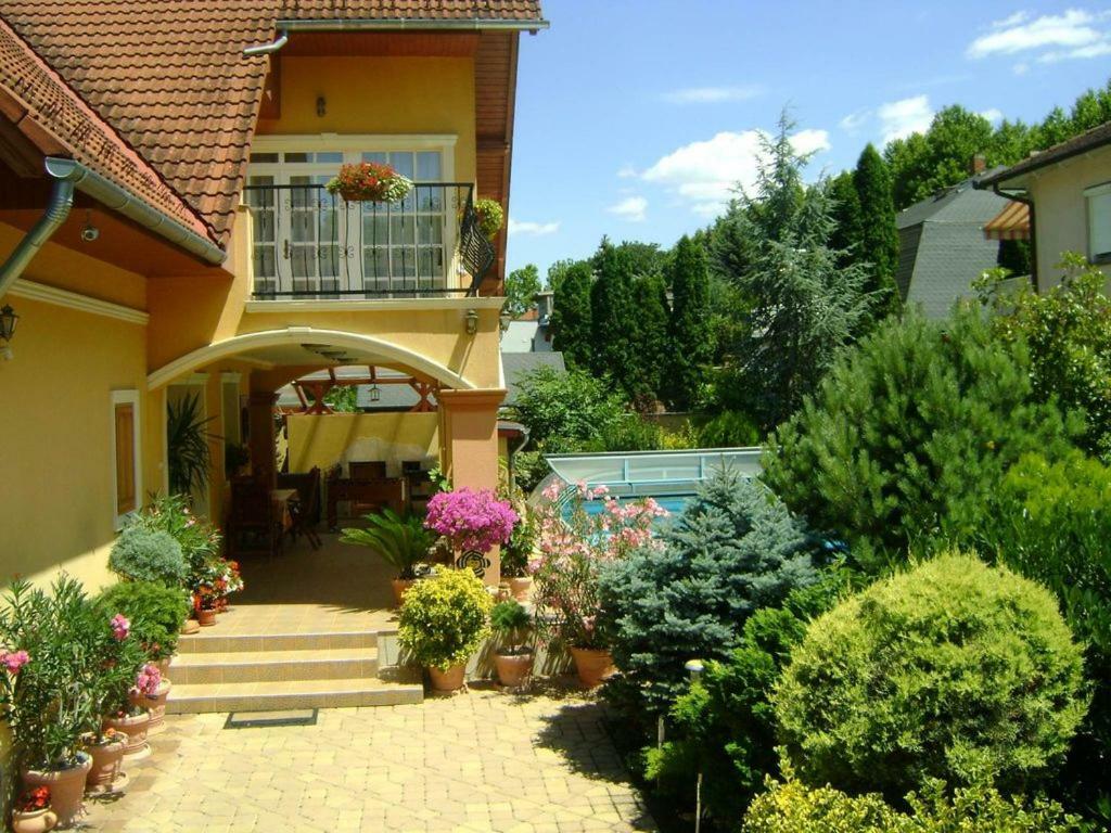 Villa Mikes Siófok Exteriér fotografie