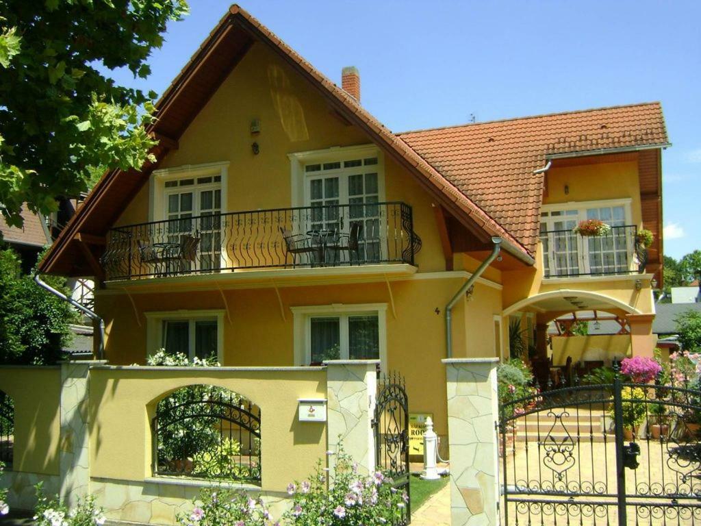 Villa Mikes Siófok Exteriér fotografie